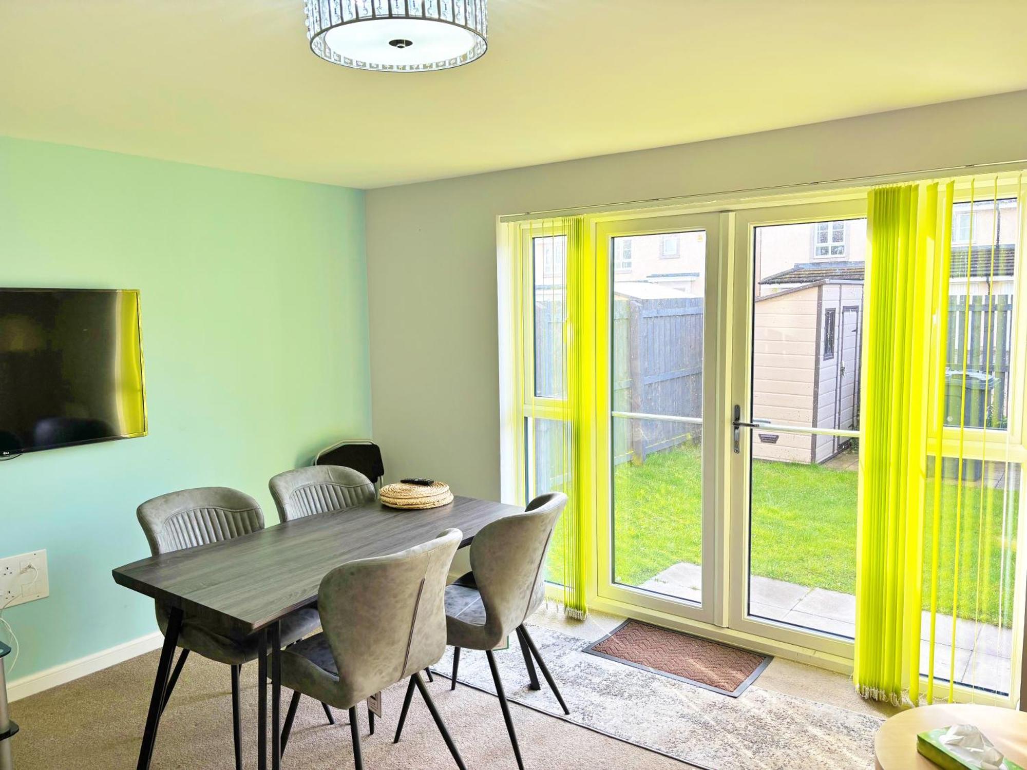 에든버러 3 Bed House With Parking Near Airport 빌라 외부 사진
