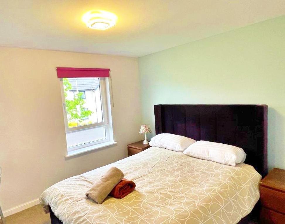 에든버러 3 Bed House With Parking Near Airport 빌라 외부 사진